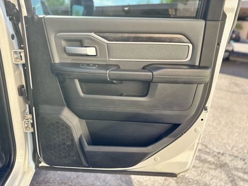 Used 2023 RAM 2500 Big Horn w/ Level 1 Equipment Group image 17