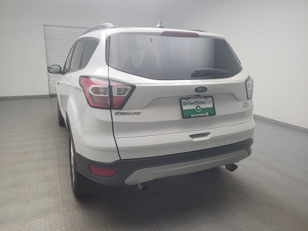 Used 2018 Ford Escape SEL FWD image 6