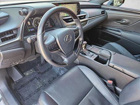 Used 2020 Lexus ES 300h w/ Premium Package FWD image 9