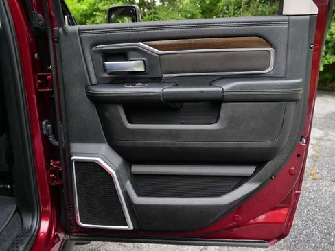 Used 2024 RAM 3500 Laramie image 34