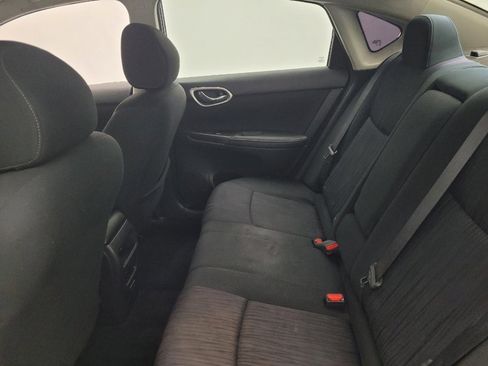 Used 2019 Nissan Sentra SV FWD image 18