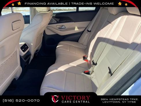 Used 2020 Mercedes-Benz GLE 350 4MATIC w/ Premium Package image 19