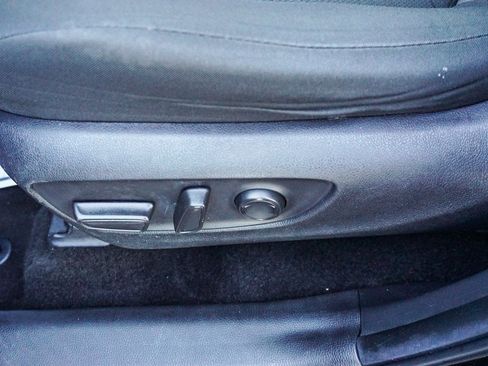 Used 2023 Toyota RAV4 XLE image 18