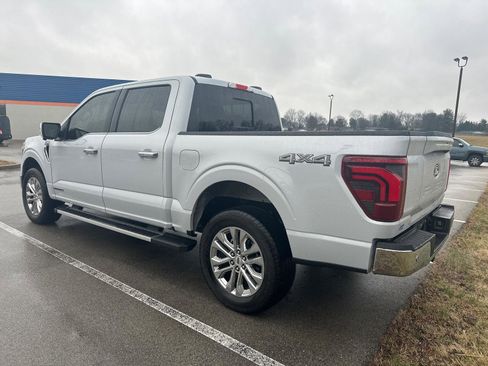 Used 2025 Ford F150 Lariat w/ Equipment Group 501A Mid image 12