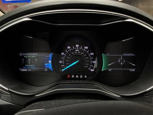 Used 2019 Ford Fusion SE FWD image 39