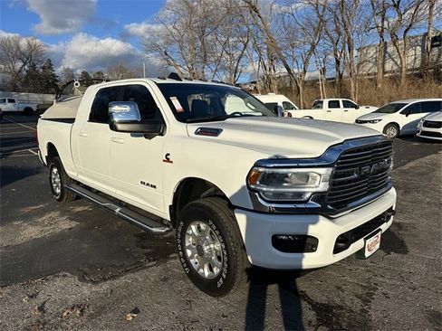 Used 2024 RAM 2500 Laramie w/ Towing Technology Group image 4