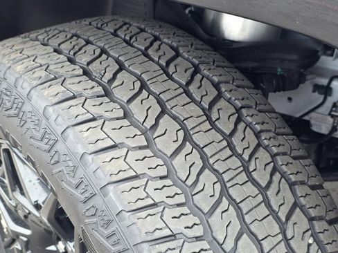 Used 2025 GMC Hummer EV 2X image 15