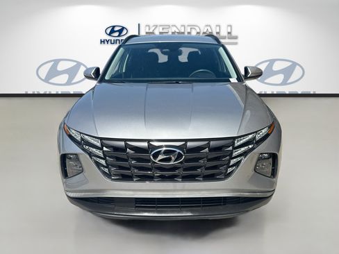 Used 2024 Hyundai Tucson SEL FWD image 2
