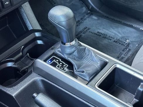 Certified 2021 Toyota Tacoma SR5 image 25