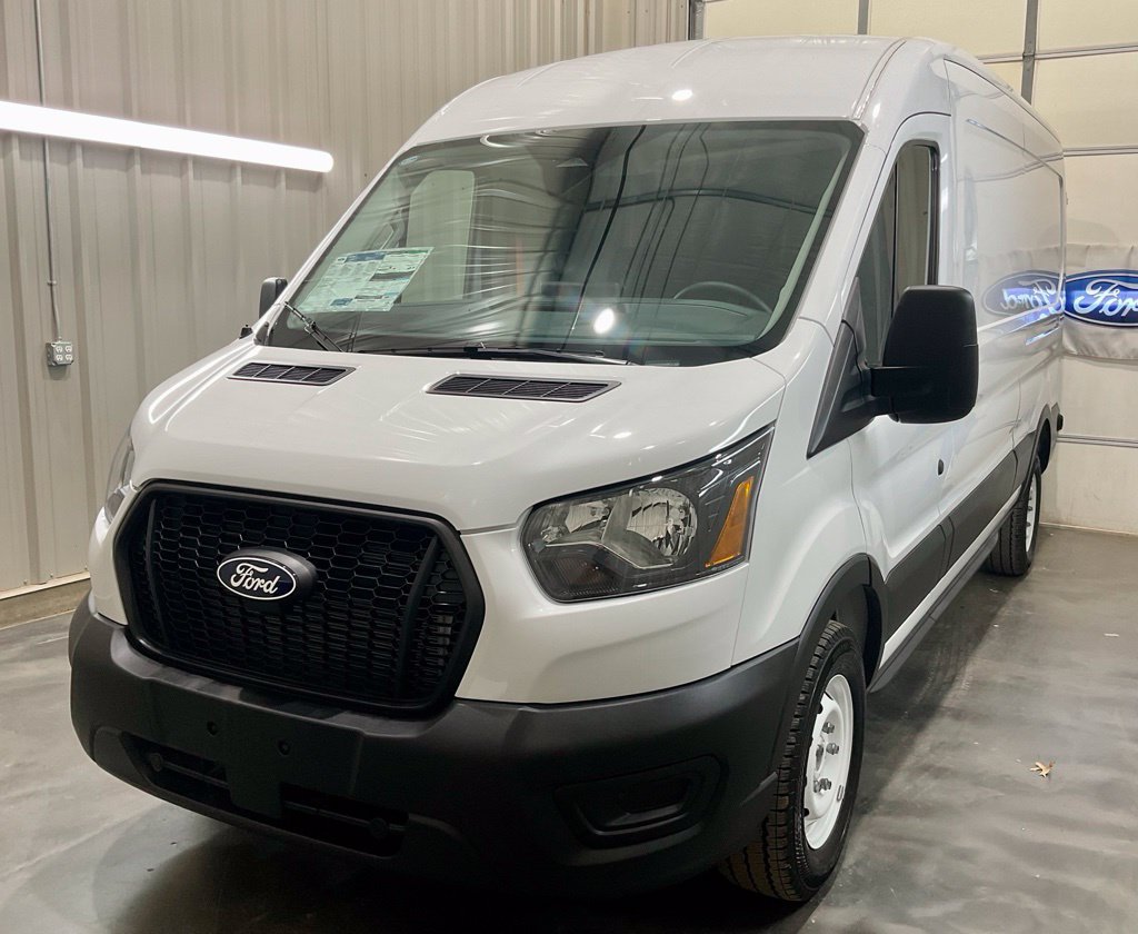 Used 2026 Ford Transit 150 148 Medium Roof w/ Fleet Fuel Economy Package RWD image 4