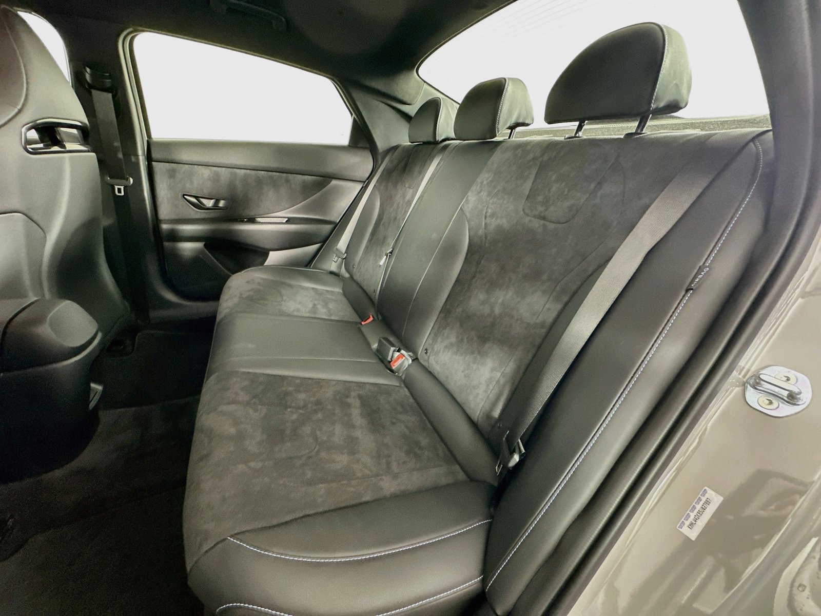 Used 2025 Hyundai Elantra N FWD image 24