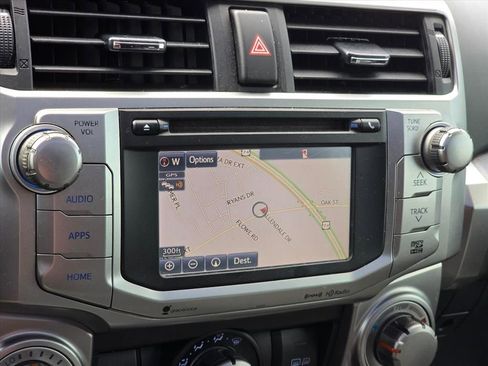 Used 2016 Toyota 4Runner 4WD image 4