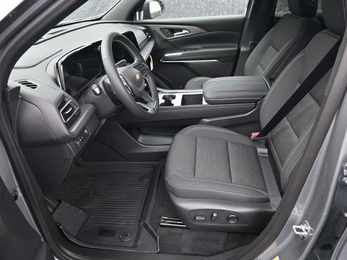 New 2026 Chevrolet Traverse LT FWD image 10