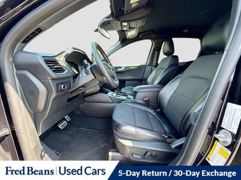 Used 2023 Ford Escape ST-Line w/ Tech Pack #1 AWD/4WD image 28