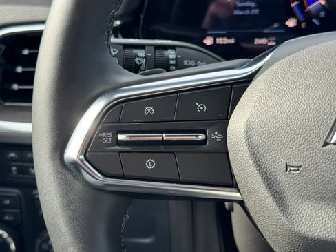 Used 2025 Chevrolet Tahoe Premier image 25