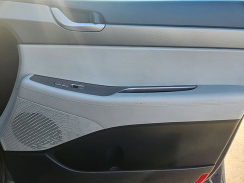 Used 2024 Hyundai Palisade SE image 15