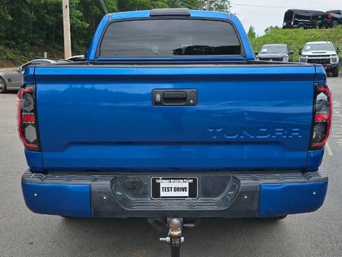 Used 2017 Toyota Tundra Limited w/ Limited Premium Package RWD image 7