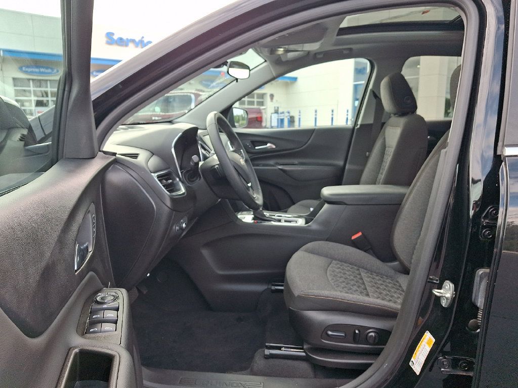Used 2023 Chevrolet Equinox LT AWD/4WD image 16