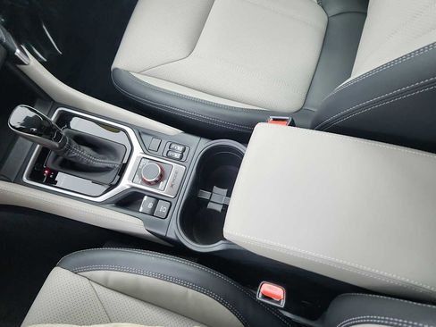 Certified 2022 Subaru Forester Limited AWD/4WD image 16