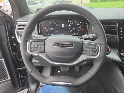 New 2026 Jeep Grand Wagoneer L Limited AWD/4WD image 3