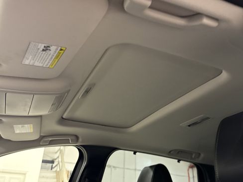 Used 2025 MAZDA CX-90 3.3 Turbo w/ Preferred Package image 11