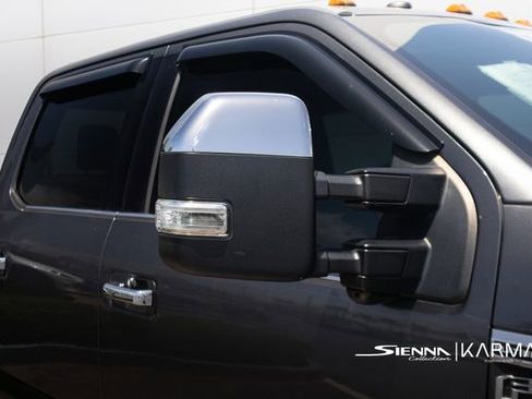 Used 2018 Ford F250 Platinum w/ Platinum Ultimate Package image 12