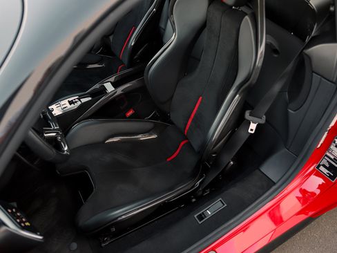 Used 2021 Ferrari SF90 Stradale image 22