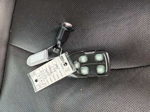 Used 2023 GMC Terrain SLT FWD image 6