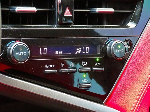 Used 2023 Toyota Camry LE FWD image 27