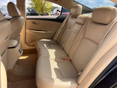 Used 2010 Lexus ES 350 w/ Preferred Accessory Package FWD image 15