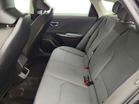 Used 2025 Kia K4 FWD image 18