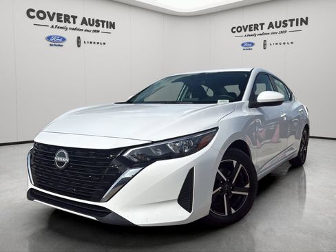 Used 2025 Nissan Sentra SV FWD image 1