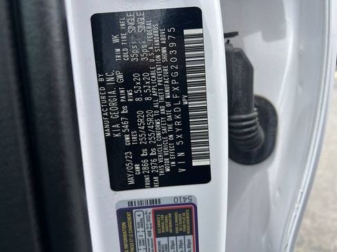 Used 2023 Kia Sorento SX AWD/4WD image 34