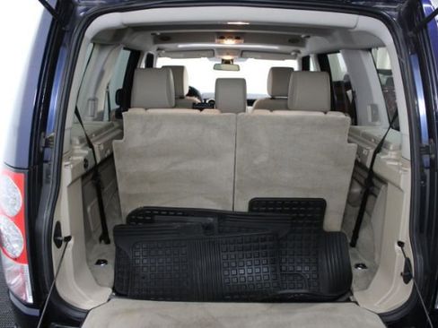 Used 2013 Land Rover LR4 HSE image 24