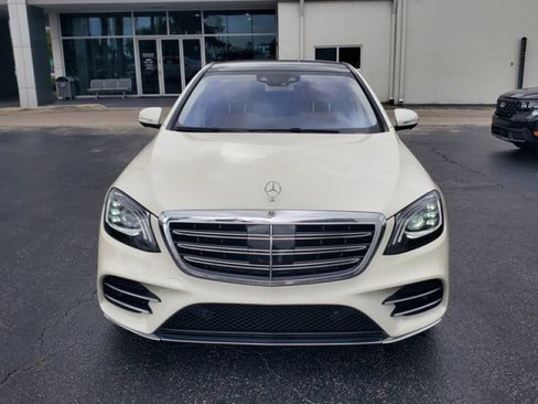 Used 2019 Mercedes-Benz S 560 Sedan w/ AMG Line Exterior image 2