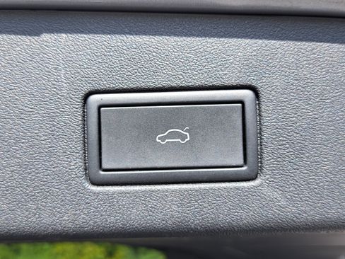 Used 2023 Volkswagen ID.4 Pro S RWD image 14