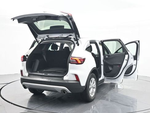 Used 2023 Ford Escape Active image 39