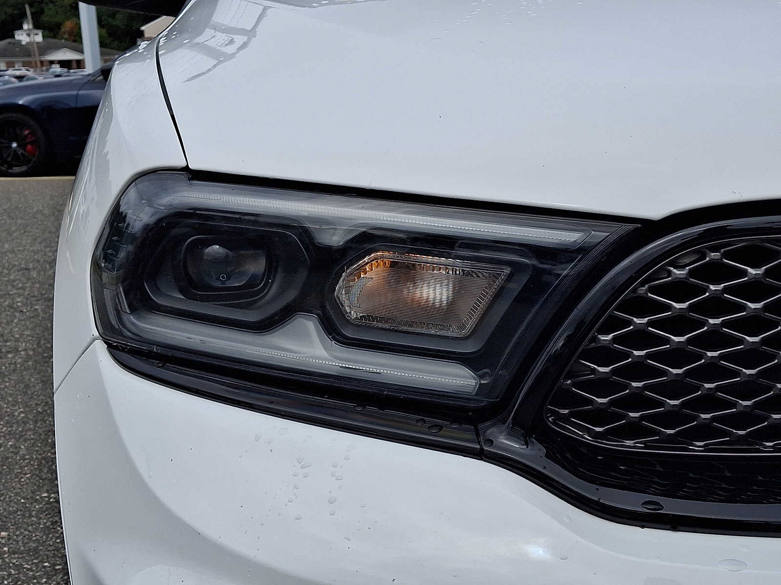 Used 2022 Dodge Durango SXT w/ Blacktop Package AWD/4WD image 9