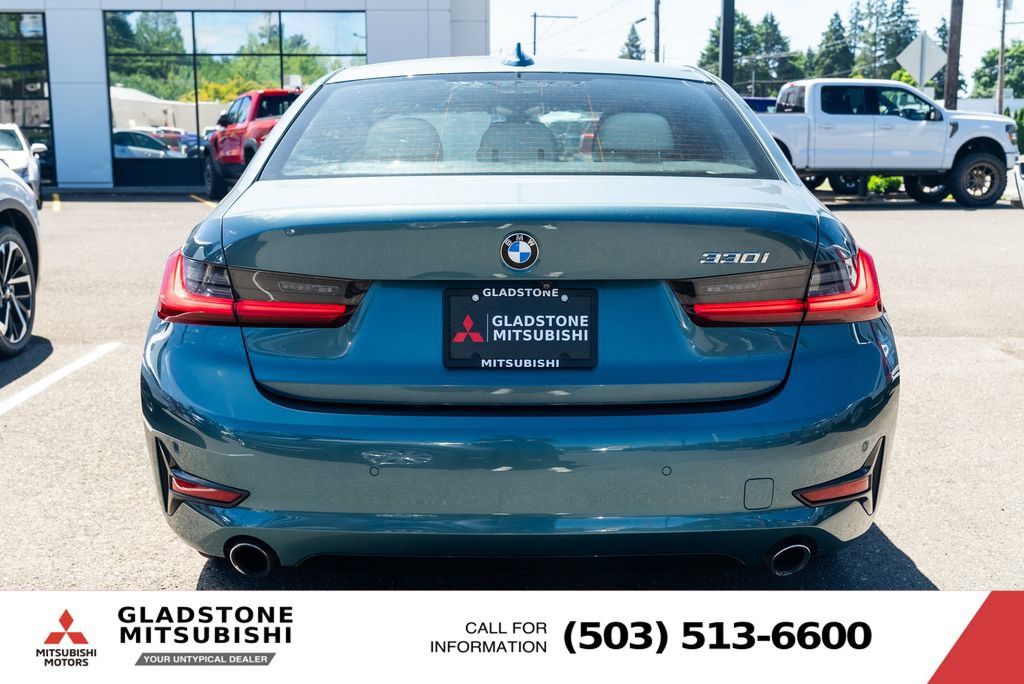 Used 2020 BMW 330i Sedan w/ Convenience Package RWD image 6