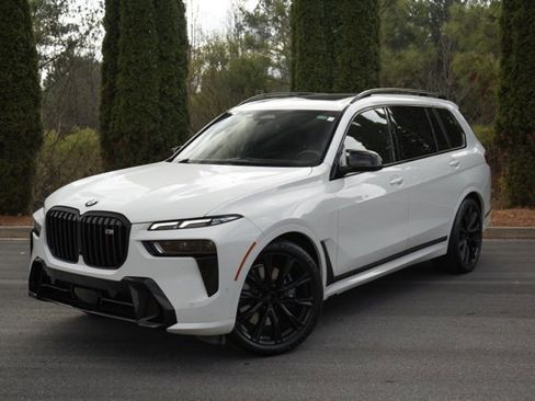 Used 2025 BMW X7 M60i w/ Executive Package image 1