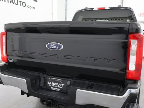 Used 2023 Ford F250 XLT w/ FX4 Off-Road Package image 26
