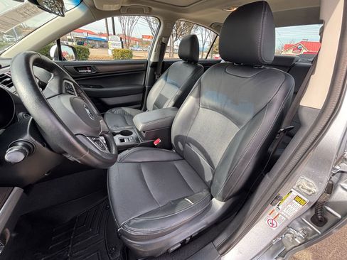 Used 2017 Subaru Legacy 3.6R Limited image 14