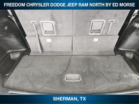 Used 2024 Jeep Grand Cherokee L Laredo AWD/4WD image 21