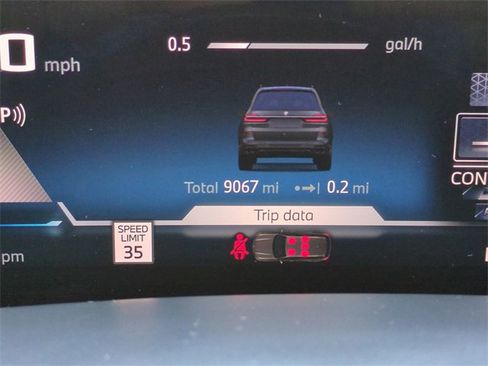 Used 2026 BMW X7 M60i image 27