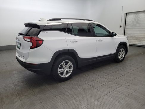 Used 2022 GMC Terrain SLE w/ Driver Convenience Package image 10