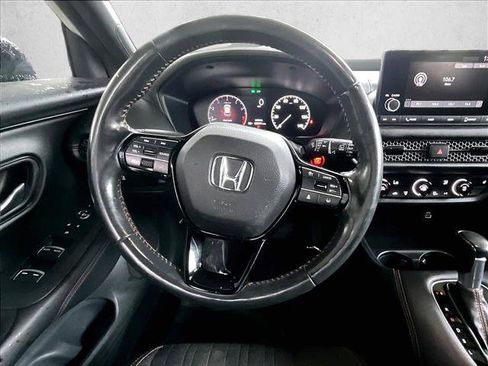 Used 2023 Honda HR-V Sport image 7