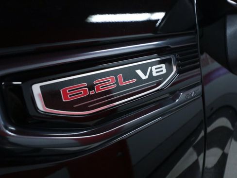 Used 2025 GMC Sierra 1500 AT4 w/ Technology Package AWD/4WD image 41