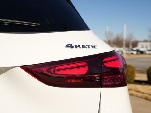 Certified 2025 Mercedes-Benz GLA 250 4MATIC w/ Driver Assistance Package image 16