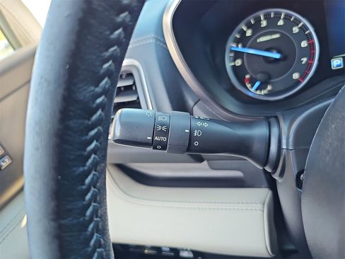 Certified 2022 Subaru Ascent Limited w/ Technology Package image 29