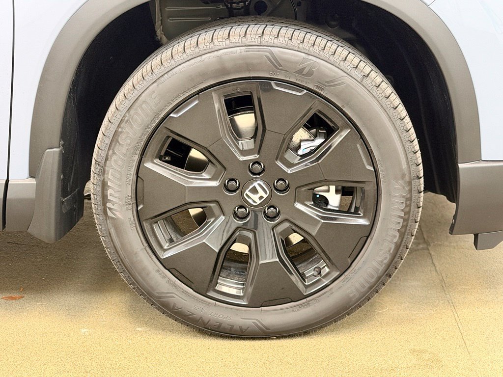 New 2026 Honda Pilot Black Edition image 5